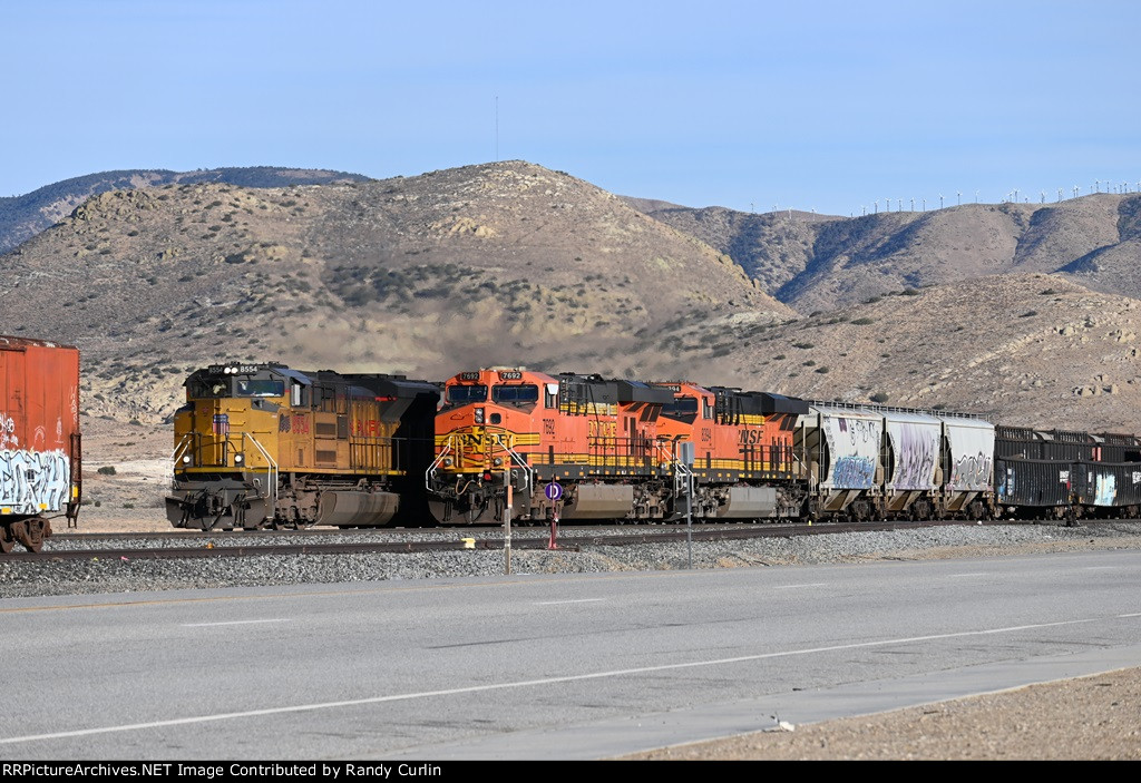 UP 8554 North with BNSF Rear DPU